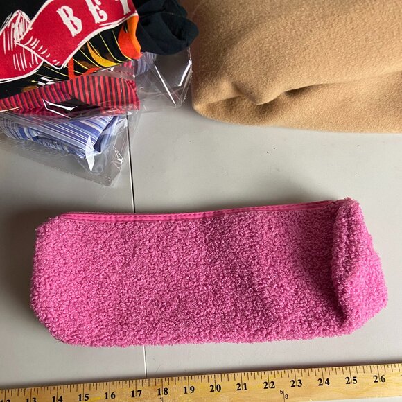 CHI x Barbie Dream Pink Iron Carrying Case Zip Bag Sherpa Fuzzy Soft Travel - Picture 5 of 5